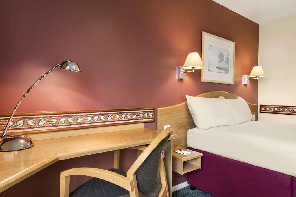 Days Inn Michaelwood M5 Falfield Quarto foto